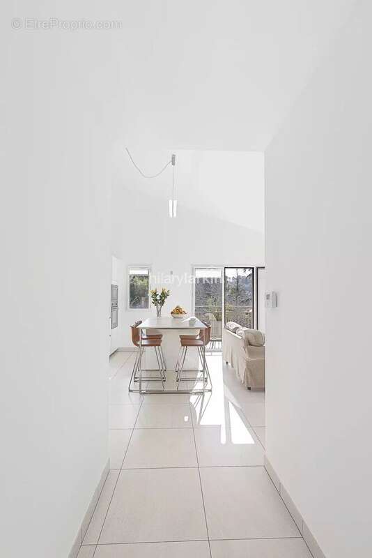 Appartement à VALBONNE