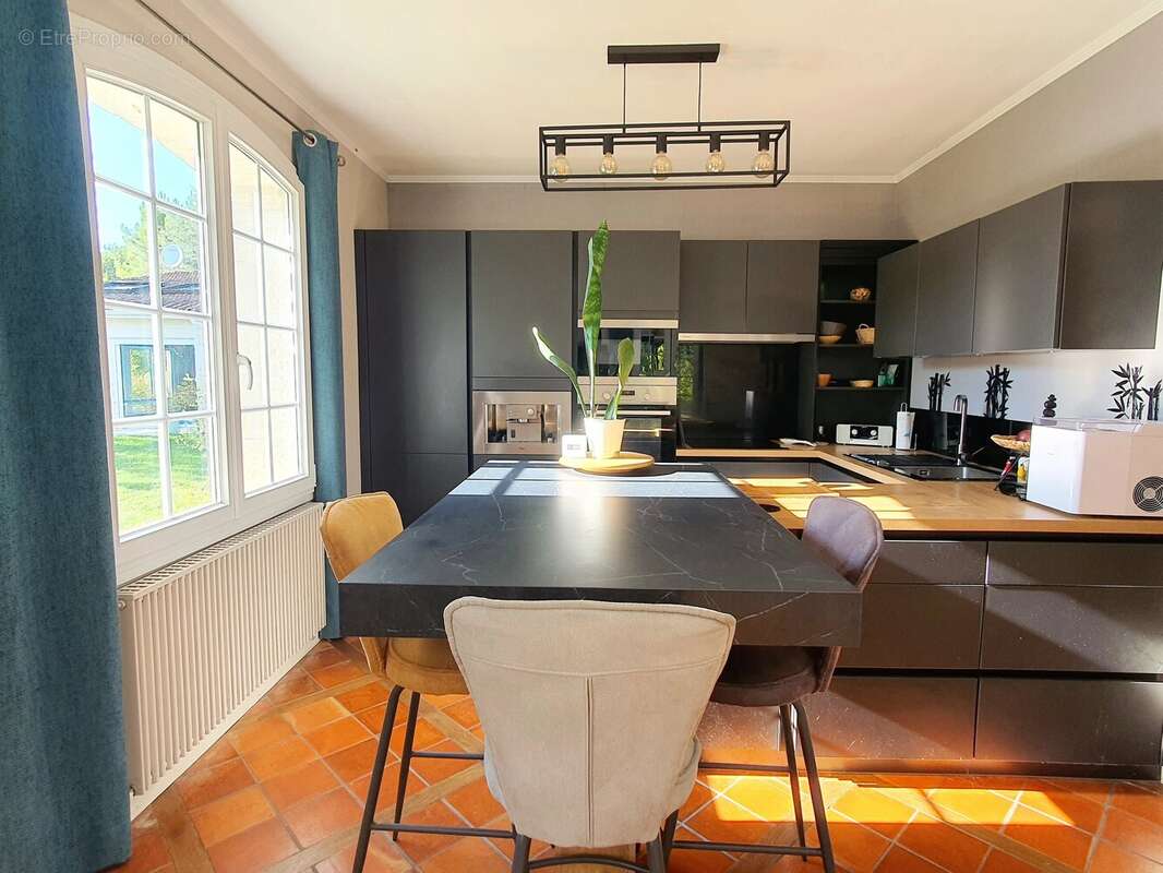 Maison à SAINTE-FOY-LA-GRANDE