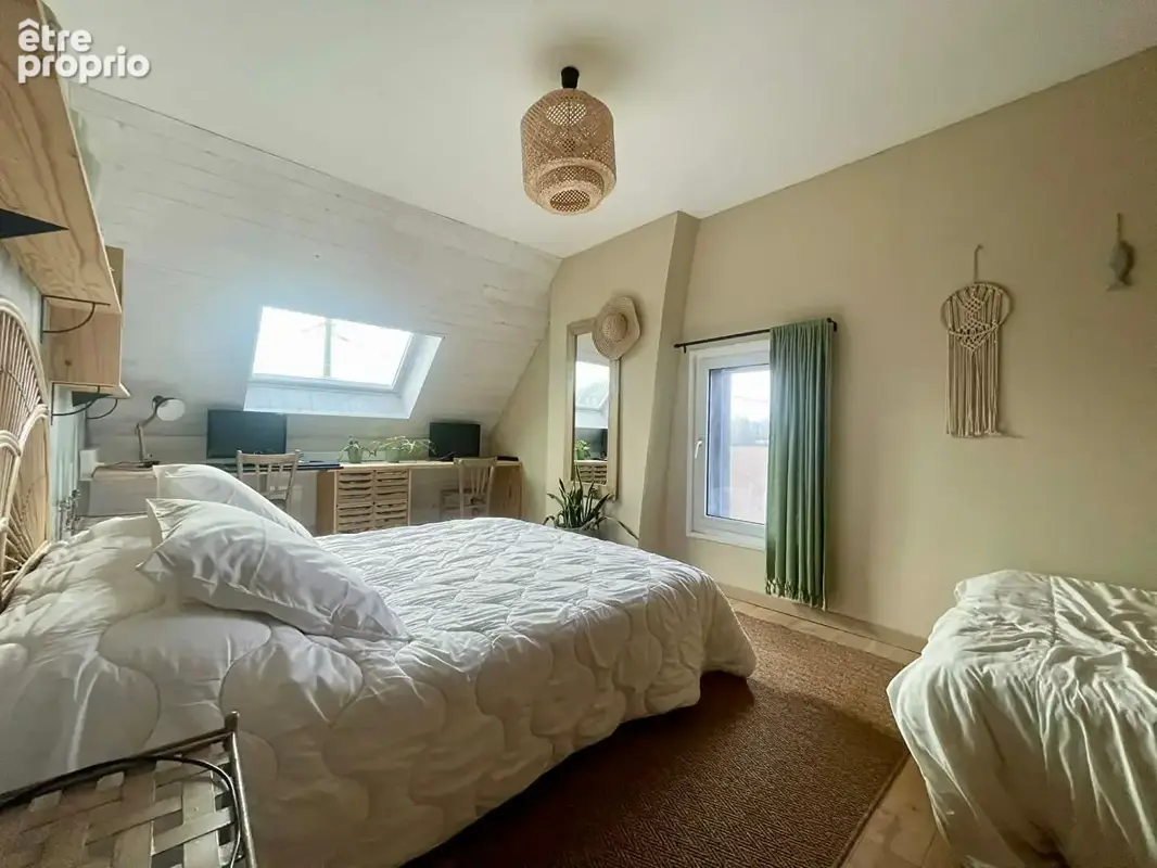 LOCON - Fermette de 254 m² - 6 chambres - Jardin - Hangar - Semi plain pied - Vue champs - photo 13