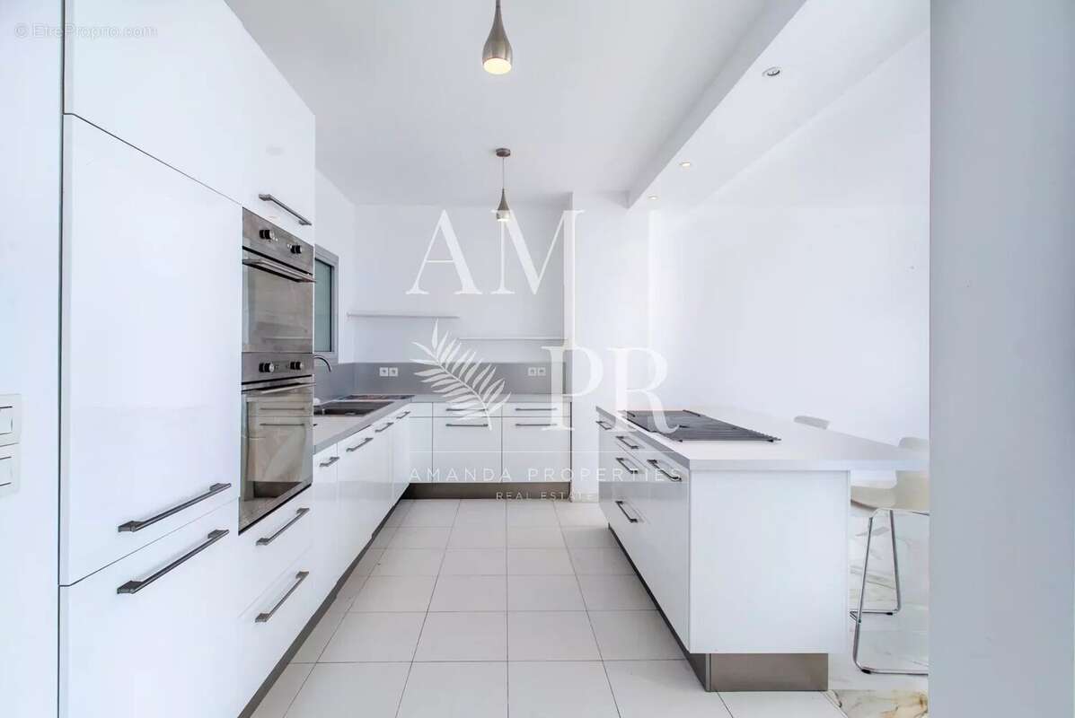 Appartement à VILLEFRANCHE-SUR-MER