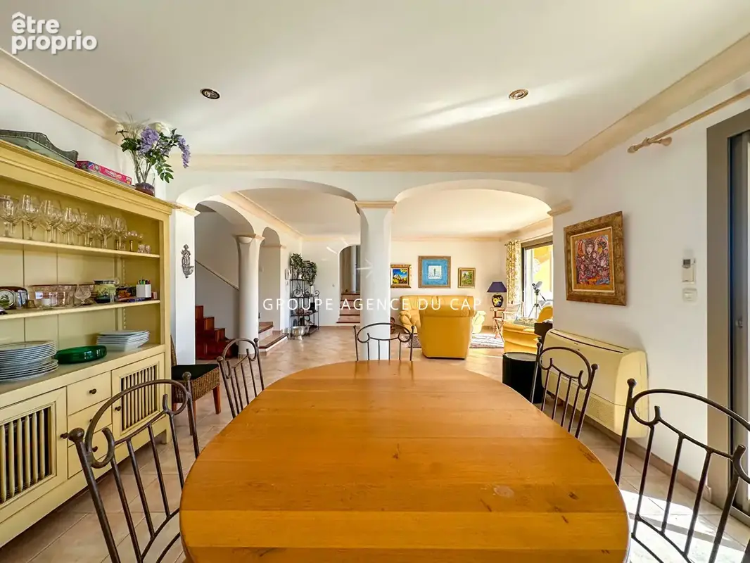 Villa vue mer 177m² 7 pièces avec 4 chambres piscine garage et car port,  aux issambres - photo 13