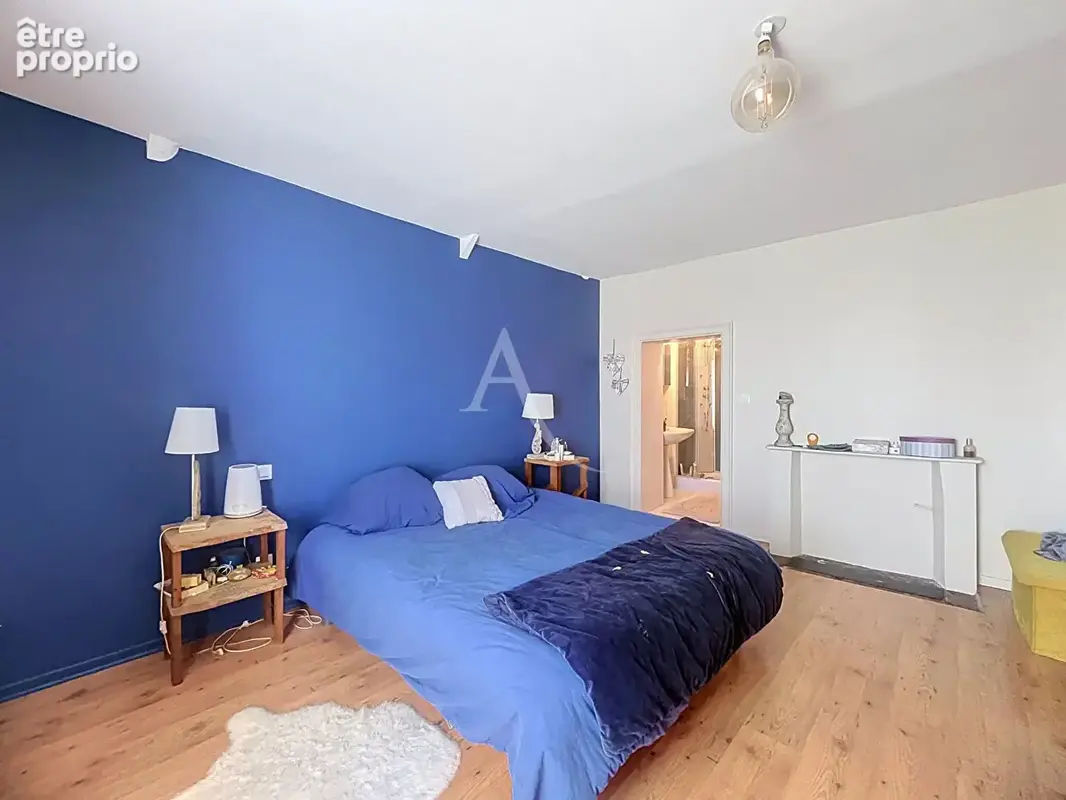Maison de ville rénovée au coeur de Segré - photo 8