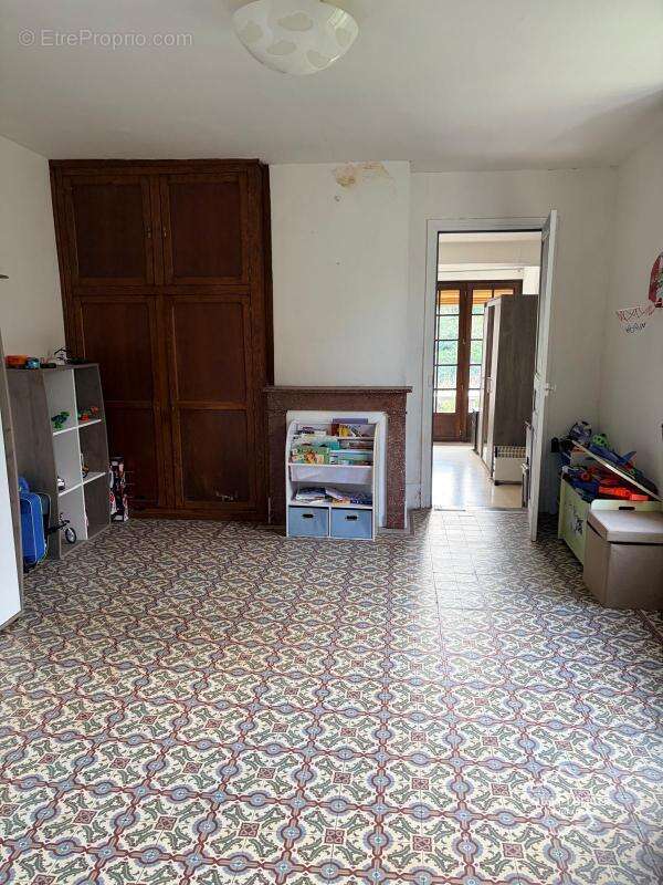 Maison à SAINS-RICHAUMONT