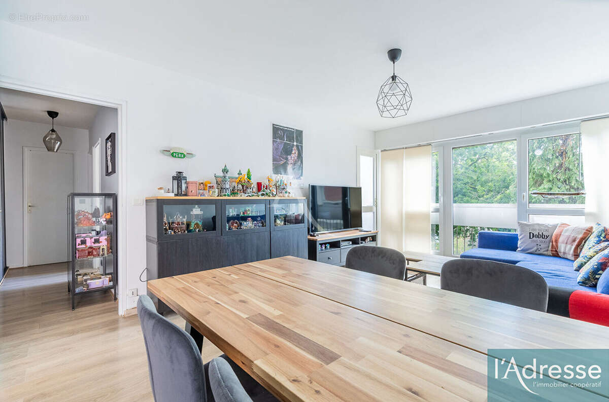 Appartement à LES ULIS
