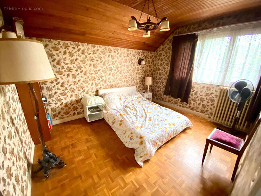 Maison à SARTROUVILLE