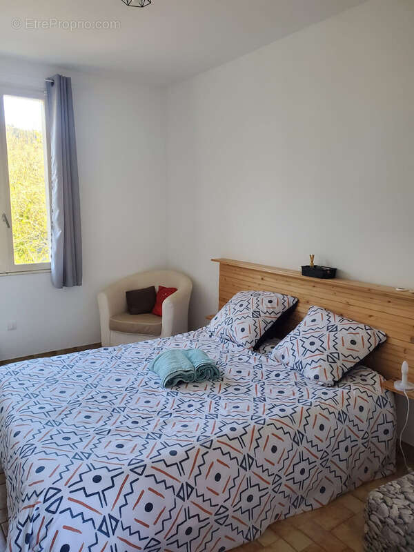 À vendre à Arcens (Ardèche) — Murs et fonds de commerce : bar, restaurant, chambres d'hôtes - photo 10
