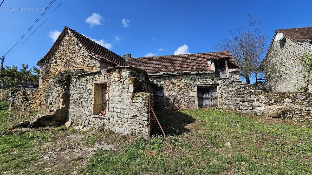 Maison à SALVAGNAC-CAJARC