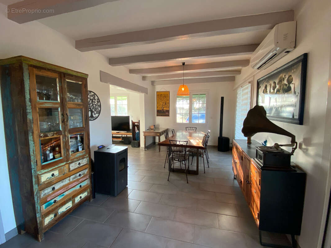 Maison à QUISSAC