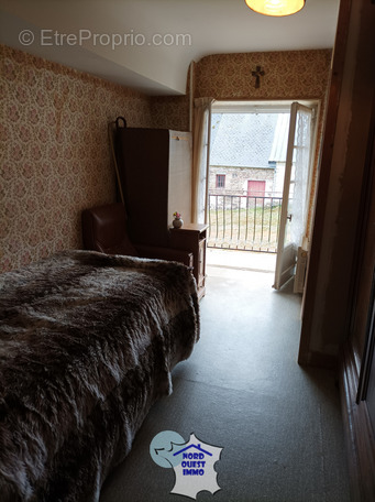 Maison à SAINT-BOMER-LES-FORGES