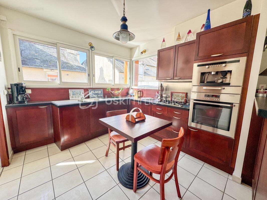 Maison à NOYAL-SUR-VILAINE