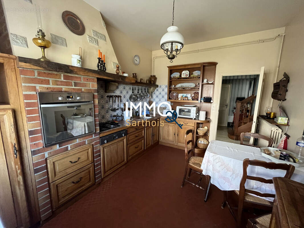 Maison à LA CHARTRE-SUR-LE-LOIR