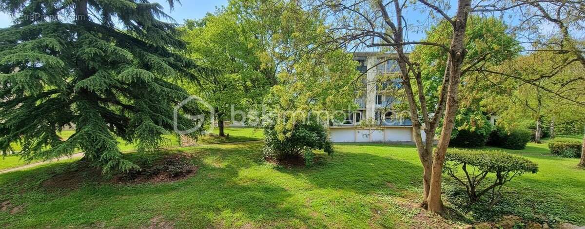 Appartement à BALLAINVILLIERS