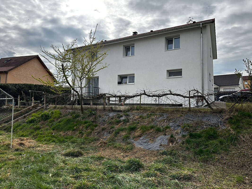Maison à GOLBEY