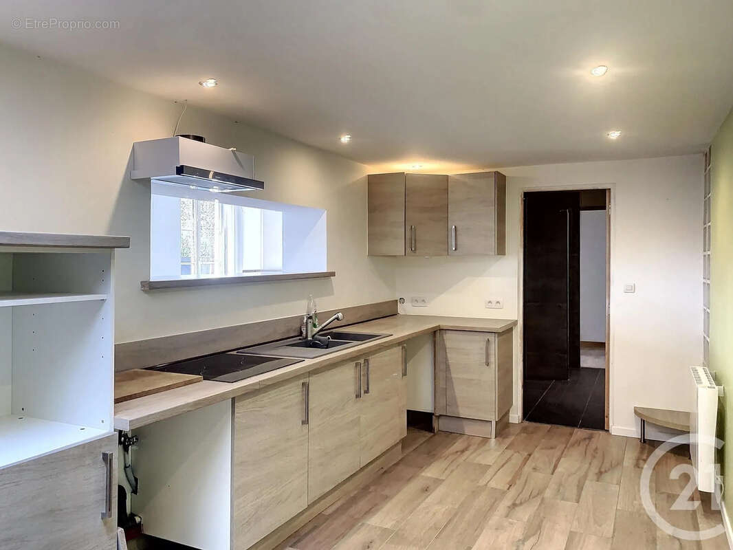 Maison à LA COUTURE-BOUSSEY