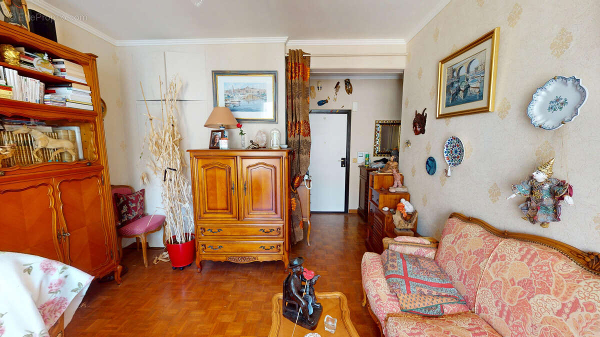 Appartement à MARSEILLE-8E