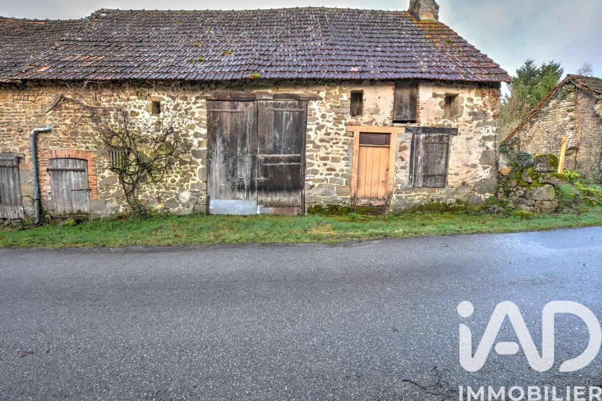 Photo 1 - Maison à SAINT-SULPICE-LE-GUERETOIS