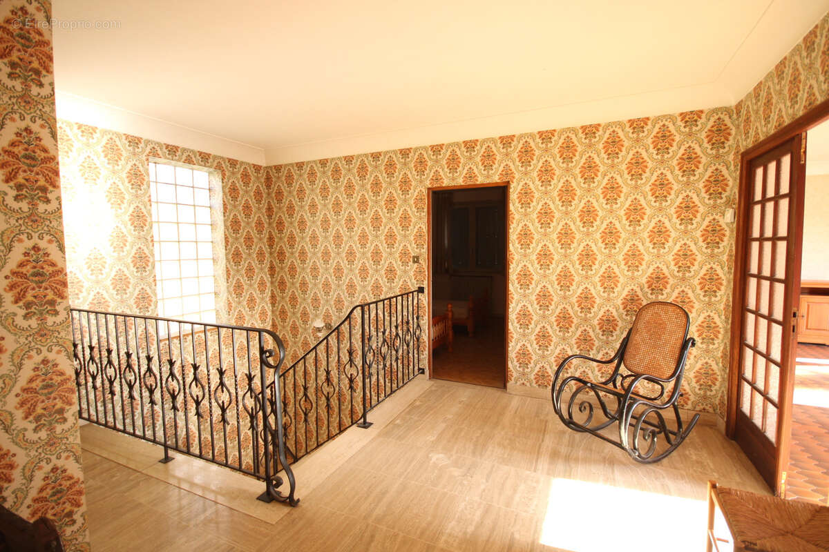 Maison à LAROQUE-D'OLMES