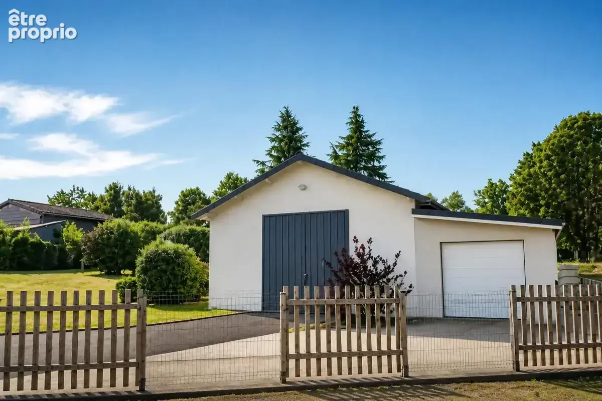 Maison de 7 pièces de 221 m² à Saint-Mathieu - photo 10