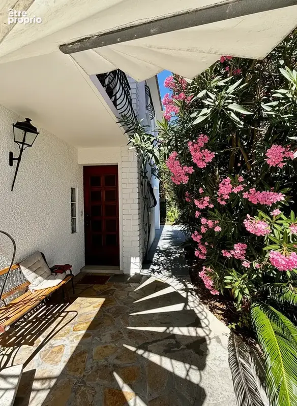 Maison 6 pièces de 164m2 hab avec jardin et garage - photo 3