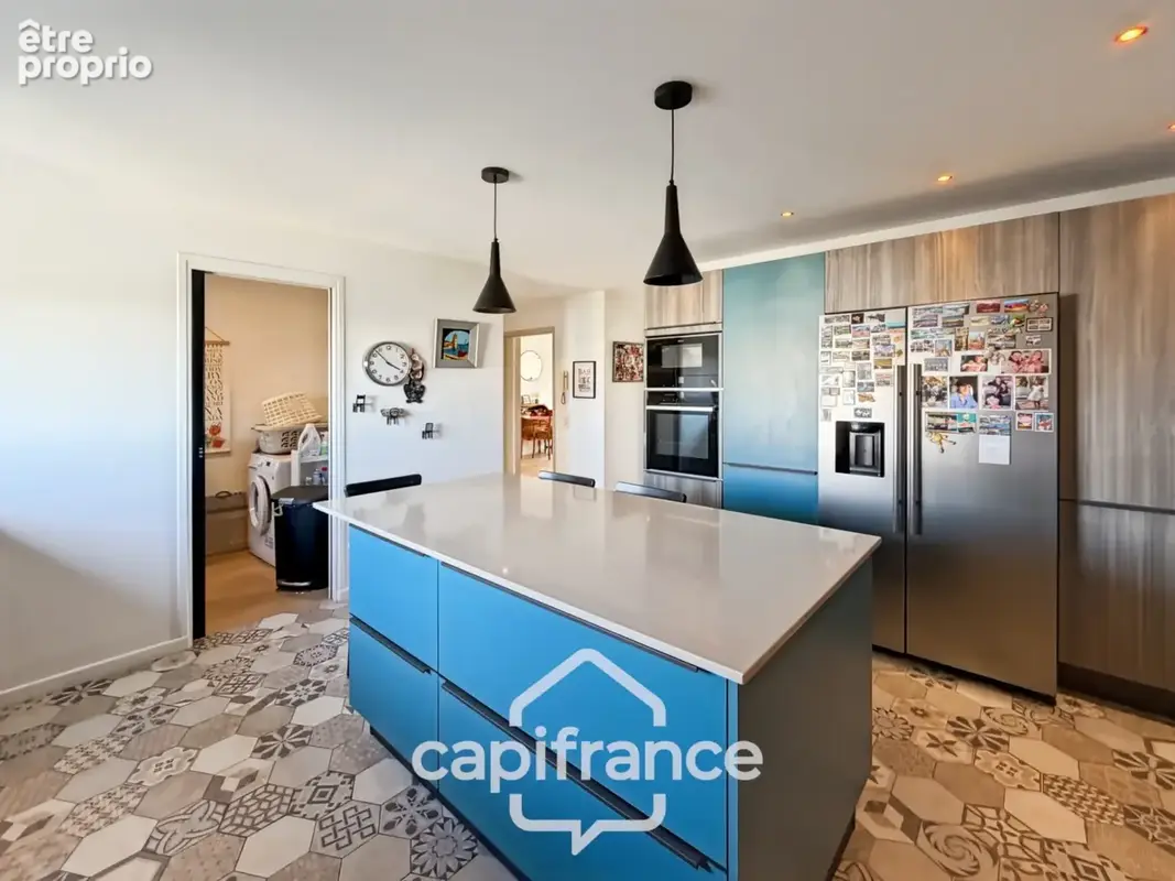 Appartement à vendre 4 pièces HYERES (83) - 147m2- 4ème et dernièr Etage- Accès direct GARAGE - photo 4