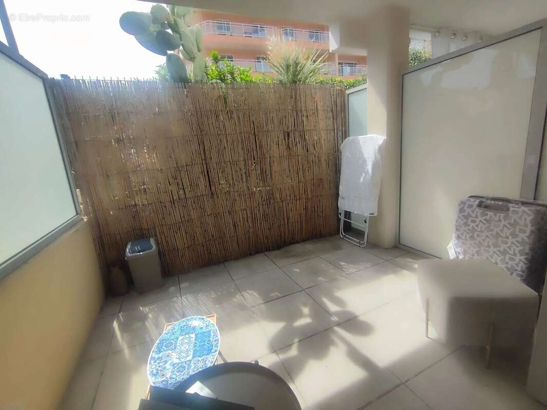 Appartement à ROQUEBRUNE-CAP-MARTIN