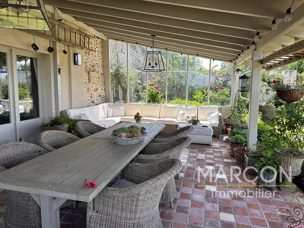 Maison à DUN-LE-PALESTEL