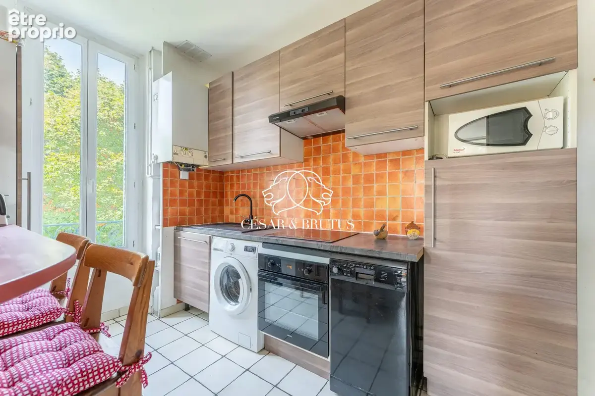 Appartement 65 m² à Venissieux  - photo 8