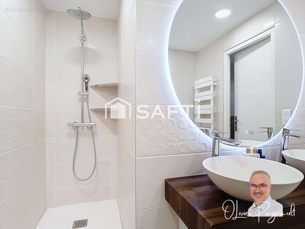 Photo 9 - Appartement à LYON-8E