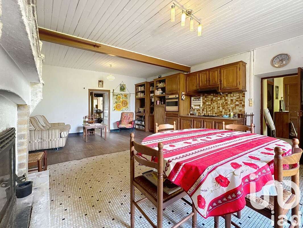 Photo 4 - Maison à BRIE-SOUS-CHALAIS