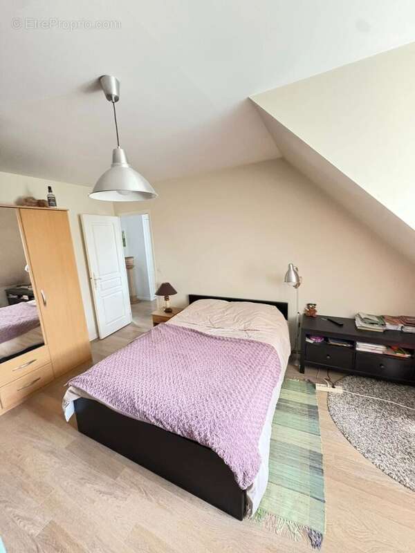 Maison à VIGNEUX-SUR-SEINE