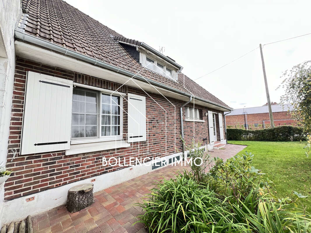 Maison à HAZEBROUCK