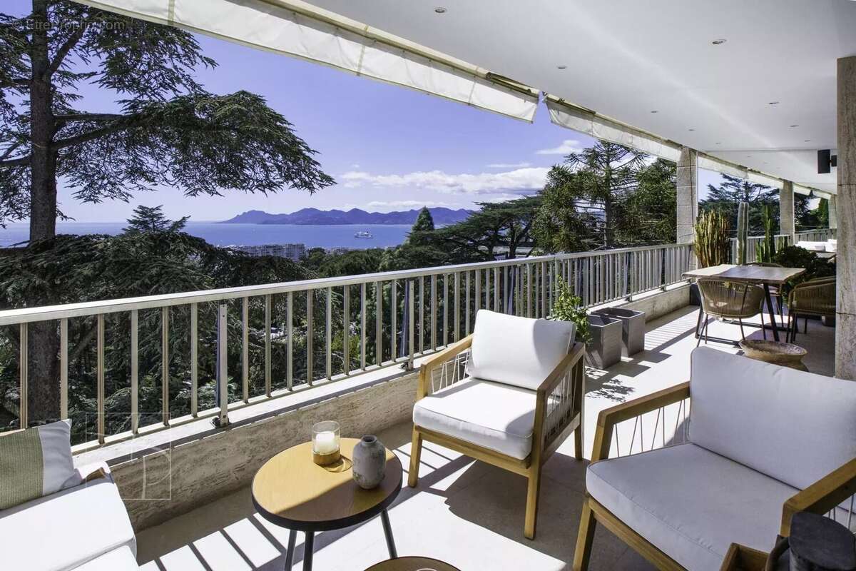 Appartement à CANNES