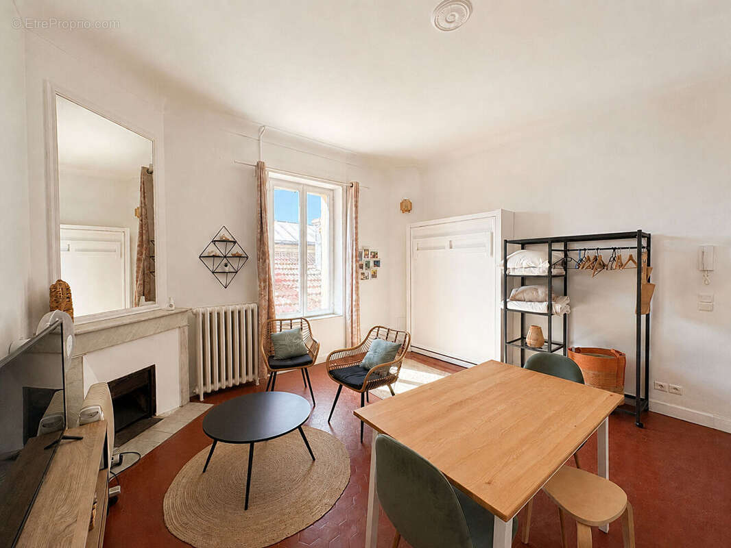 Appartement à HYERES