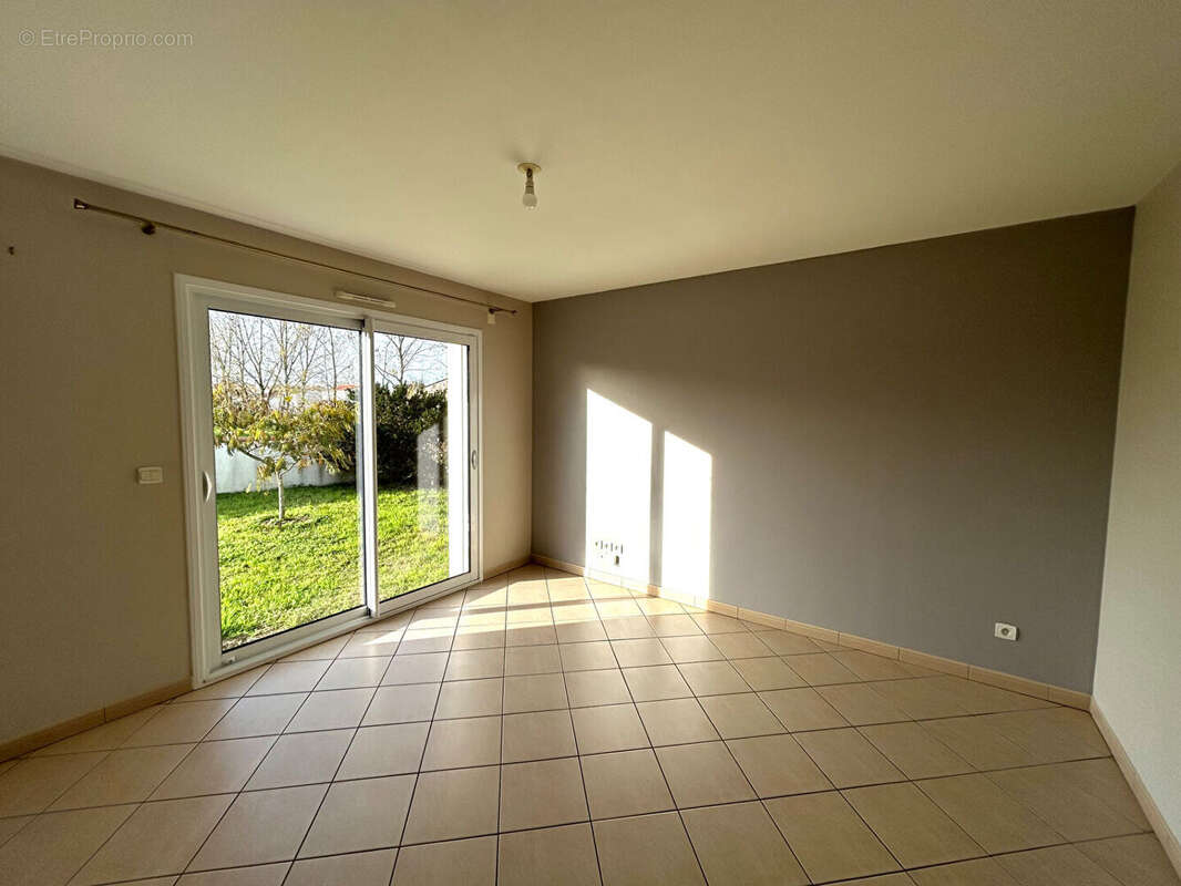 Maison à SAINT-MICHEL-EN-L&#039;HERM