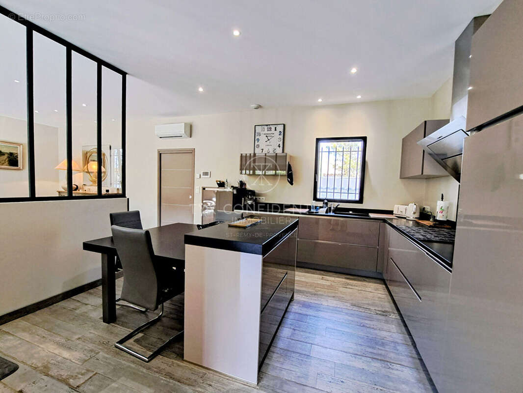 Maison à SAINT-REMY-DE-PROVENCE