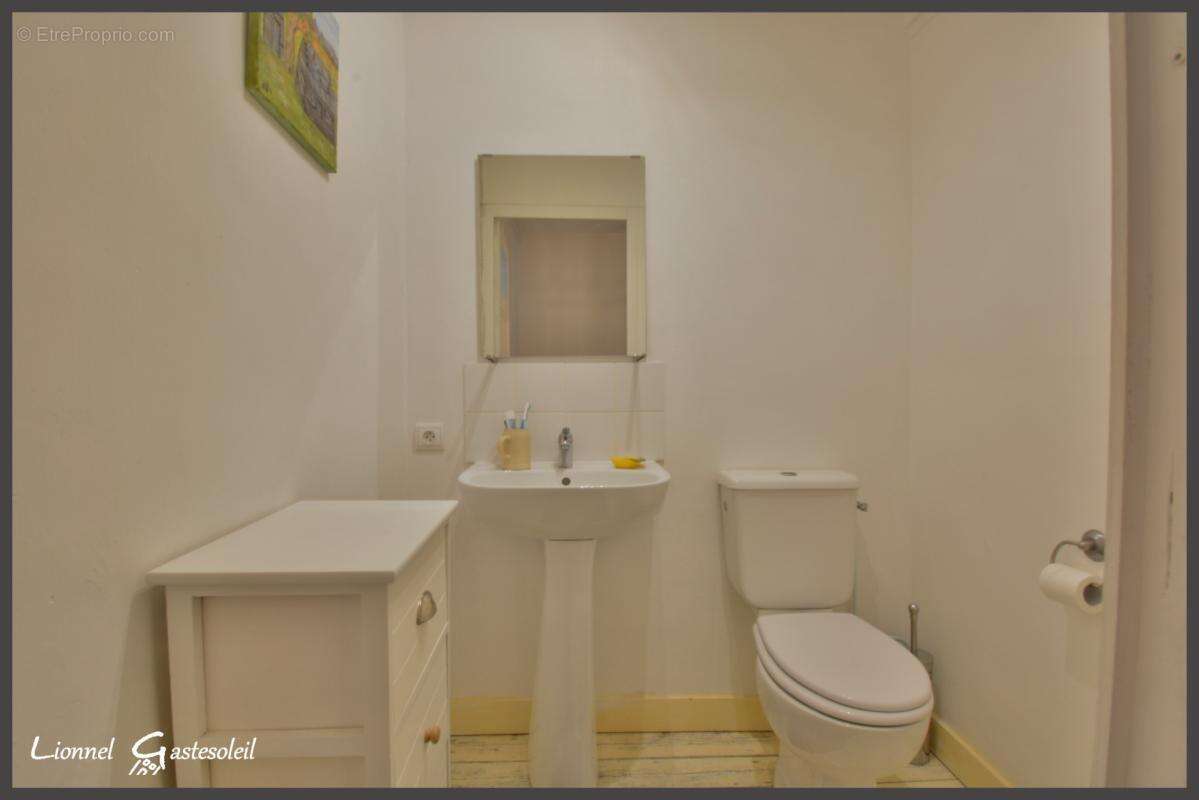 Maison à vendre 3/4 chambres à colombages au cœur de la bastide, idéale pour vivre ou investir à deux pas de la Dordogne à SAINT - photo 12