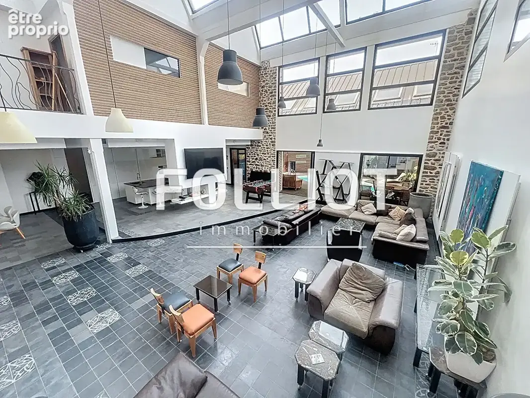 Photo Maison à Fougeres au prix de 787 500€