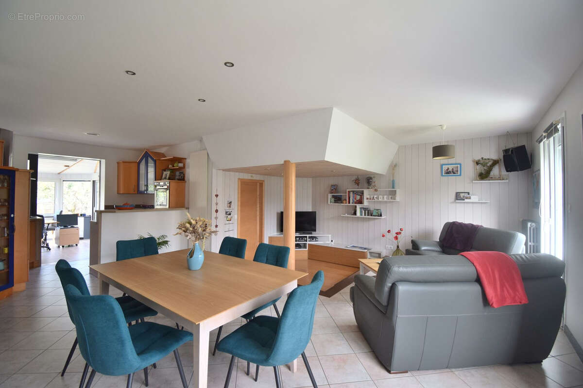 Maison à SAINT-PHILBERT-DE-BOUAINE