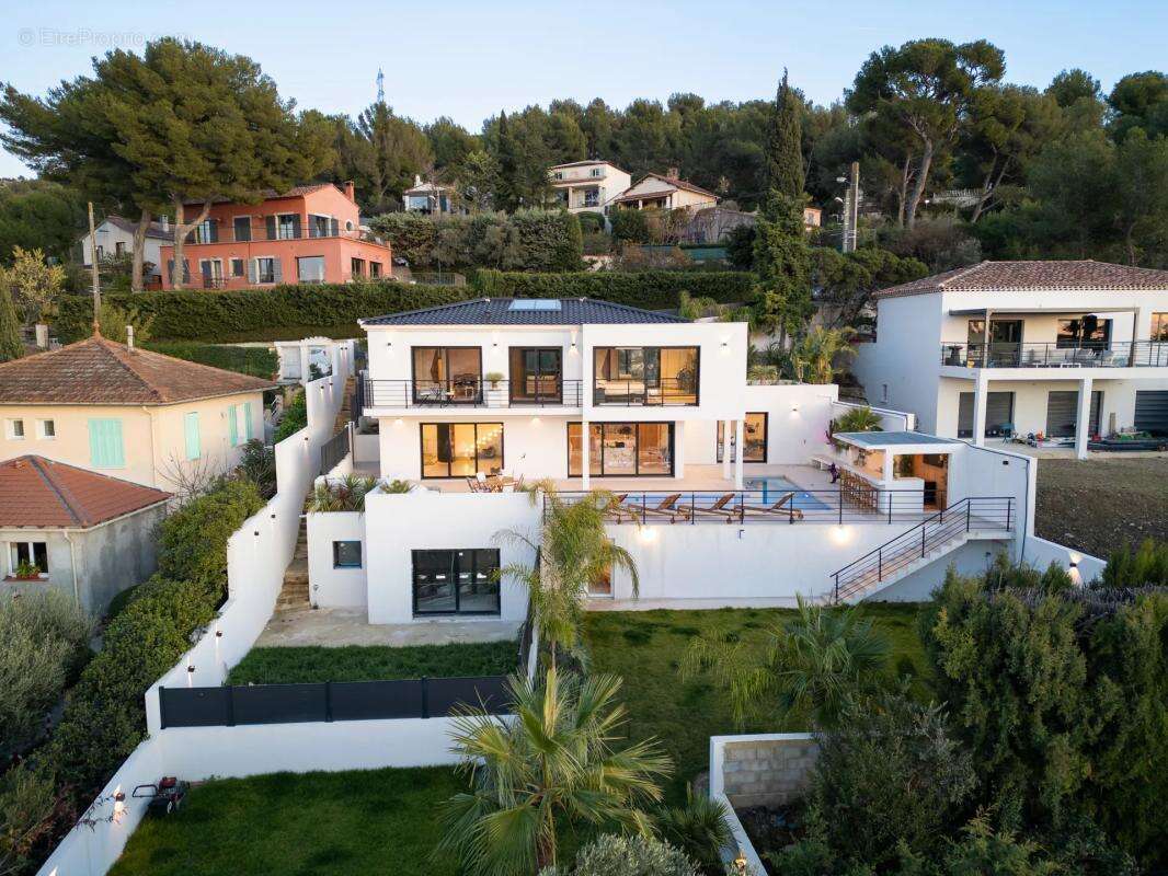 Maison à PLAN-DE-CUQUES