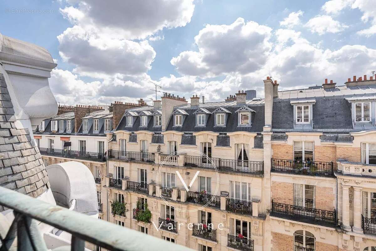 Appartement à PARIS-7E
