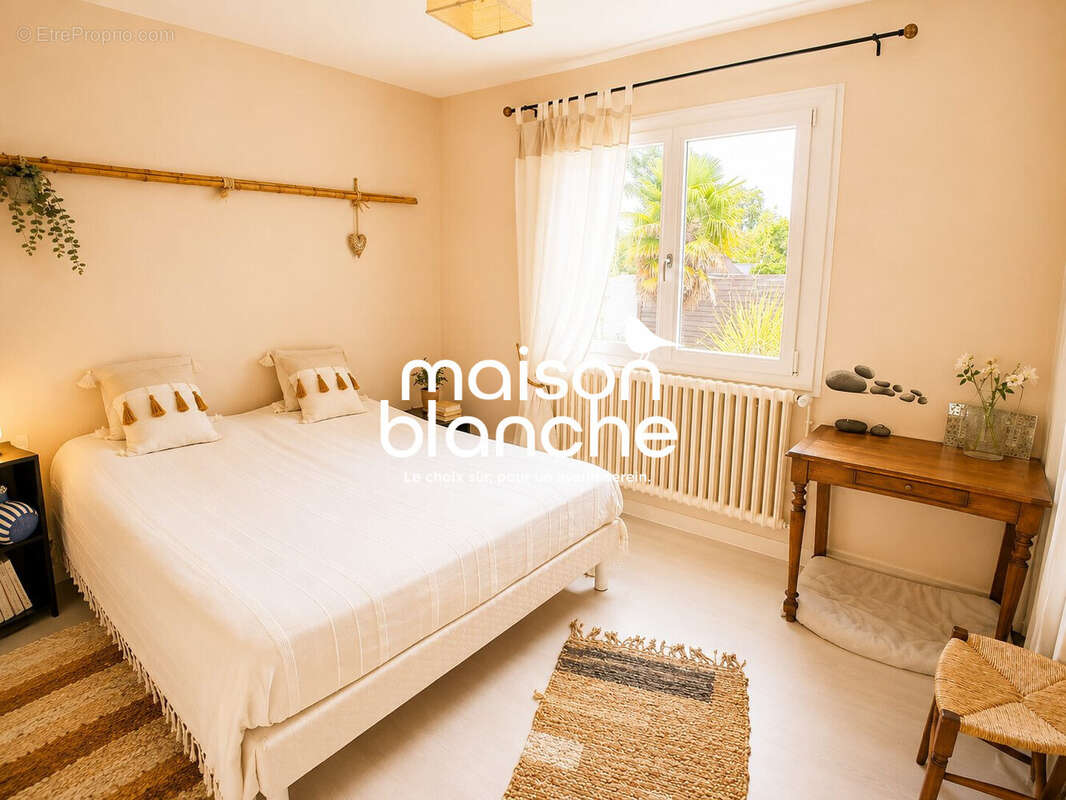 Maison 143 m² à Airvault  - photo 8