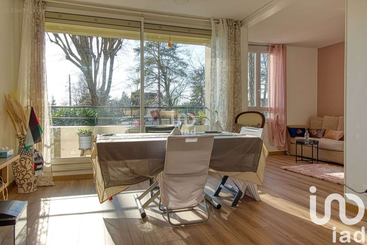 Photo 7 - Appartement à TAVERNY