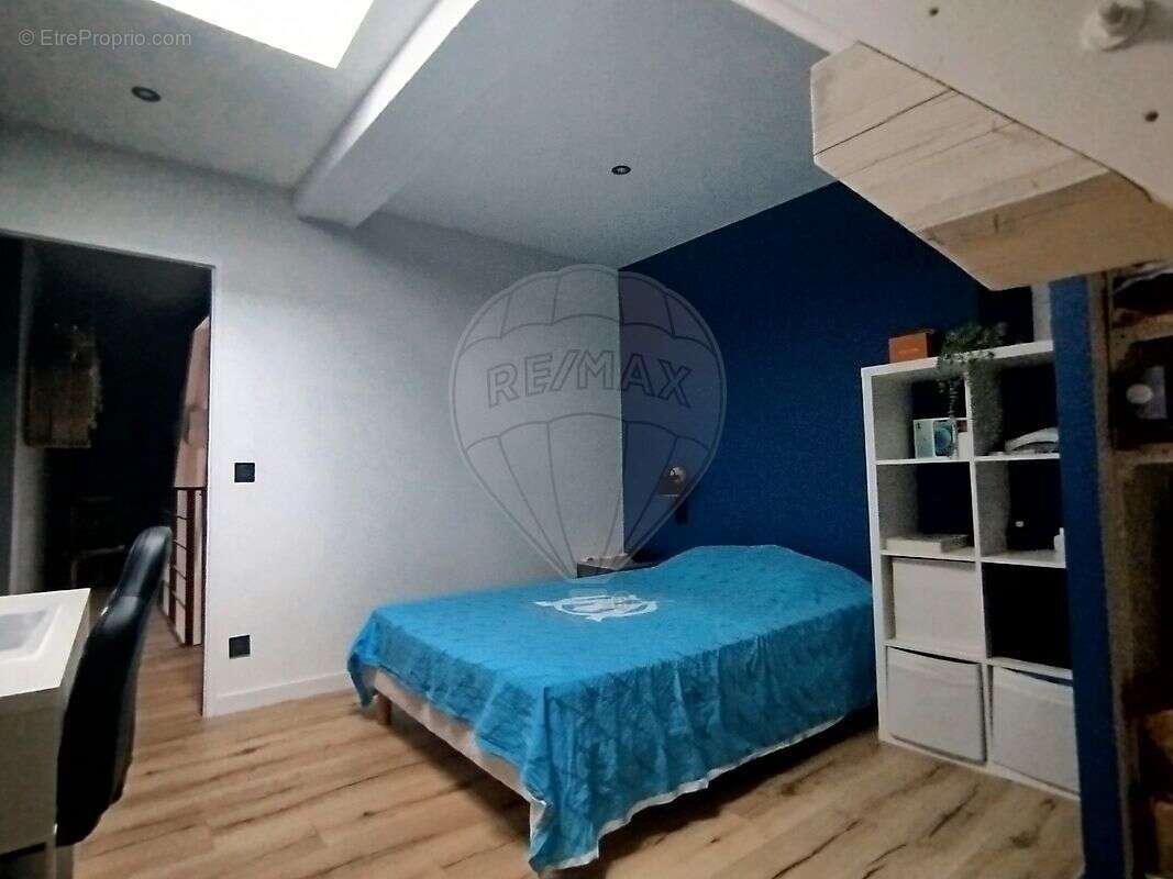 Maison à ARS-SUR-FORMANS