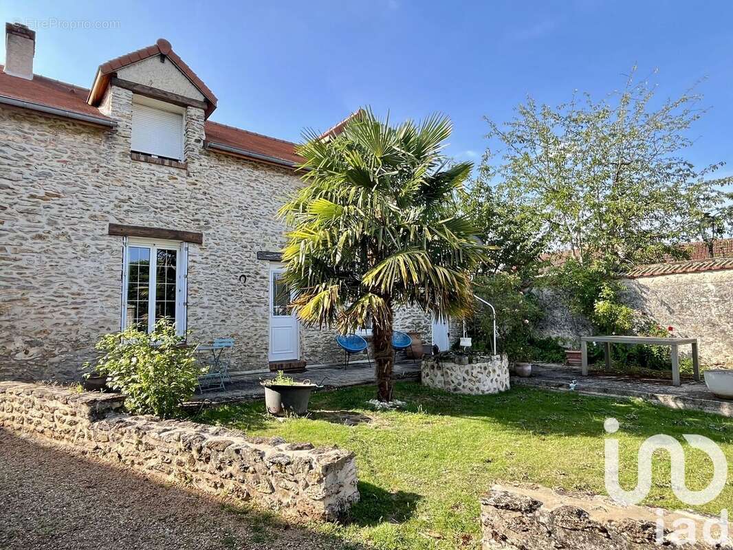 Photo 2 - Maison à LE PERRAY-EN-YVELINES
