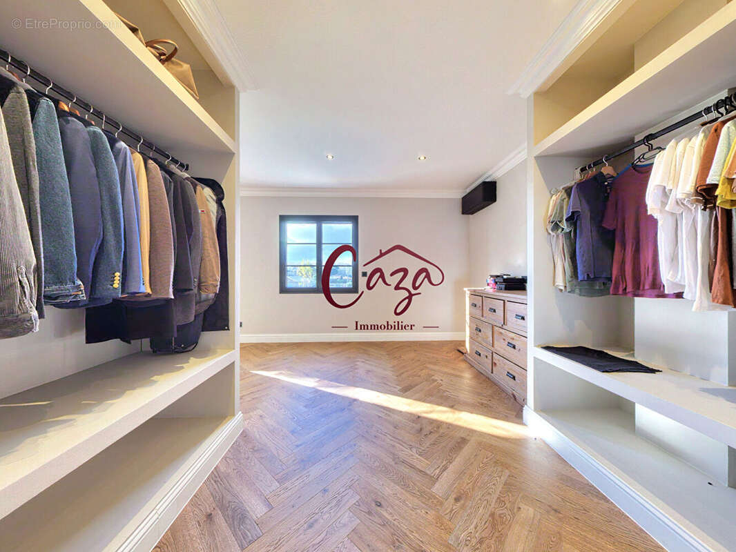 Maison à SAINT-SULPICE-ET-CAMEYRAC