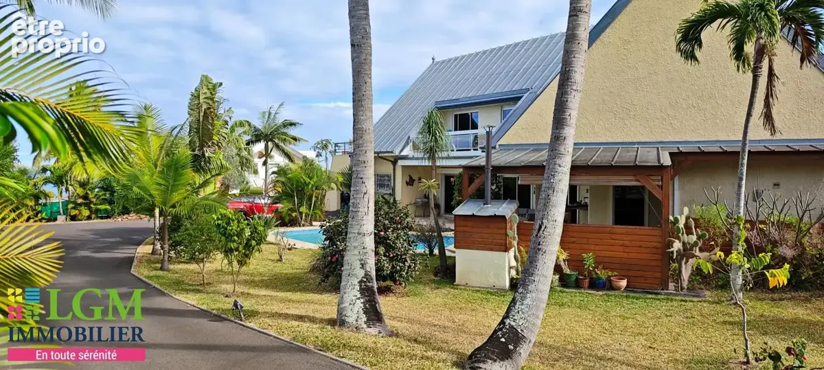 Grande villa avec piscine sur magnifique terrain paysager à l'entrée de St-Gilles les hauts - photo 6
