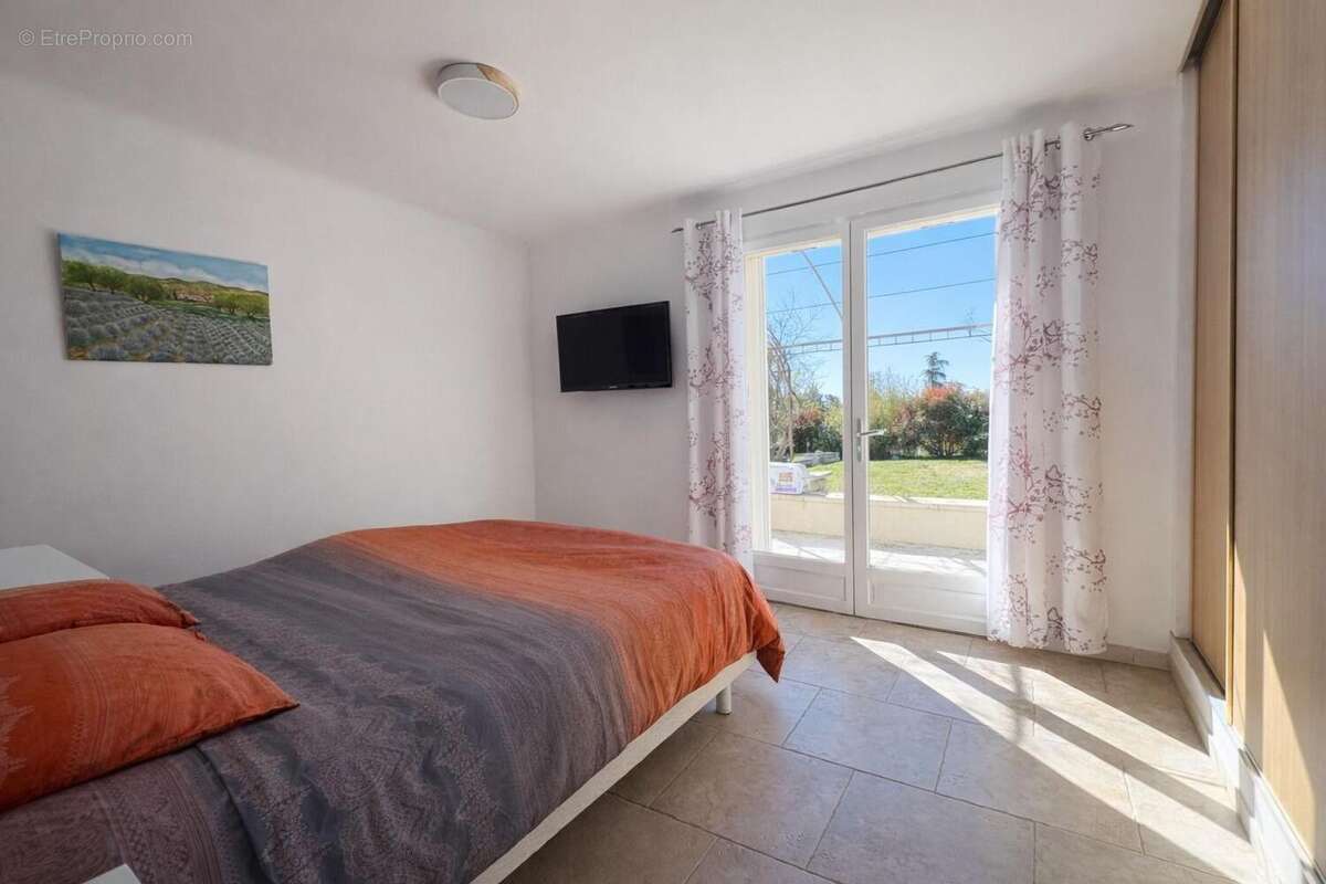 Photo 6 - Maison à CUCURON