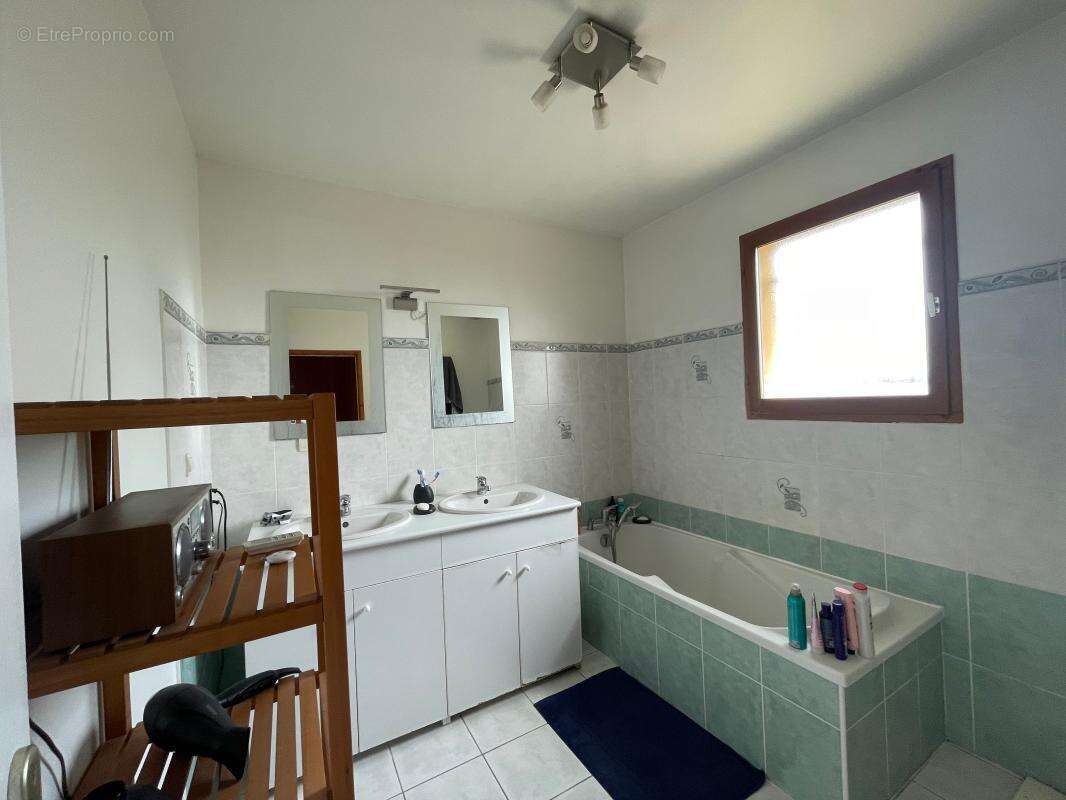 Maison individuelle 107 m² sur terrain de 811 m² – Secteur recherché - photo 9