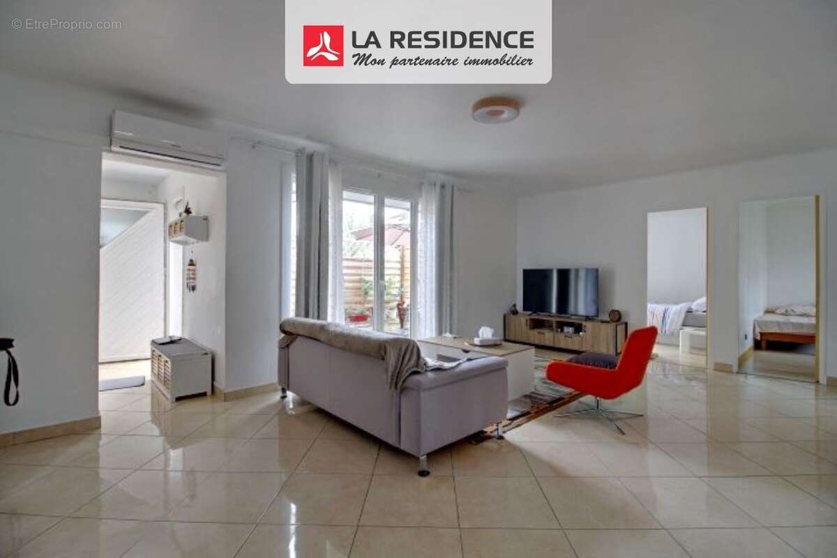 Maison 90 m² à Aubergenville  - photo 2