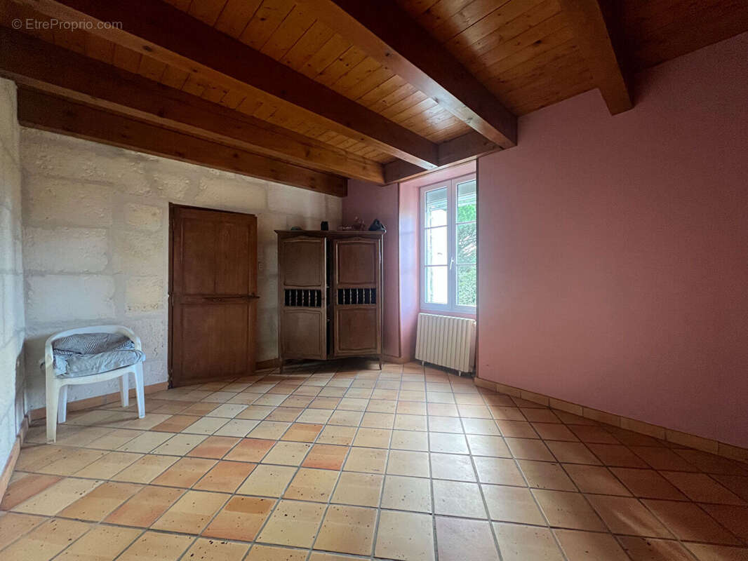 Maison à TONNAY-CHARENTE